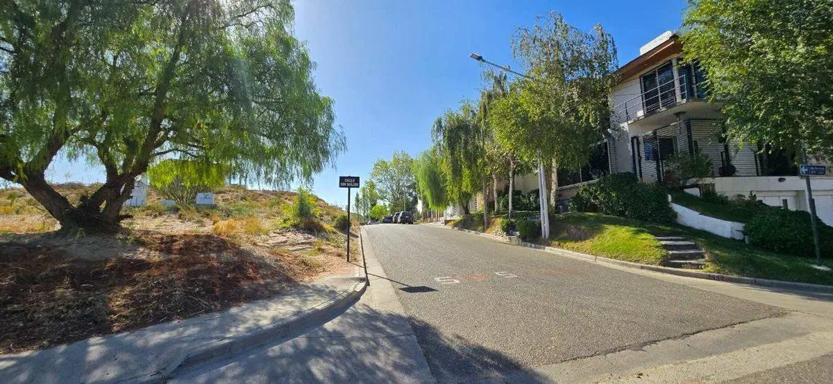 VENTA LOTE BARRIO SANTA GENOVEVA 5