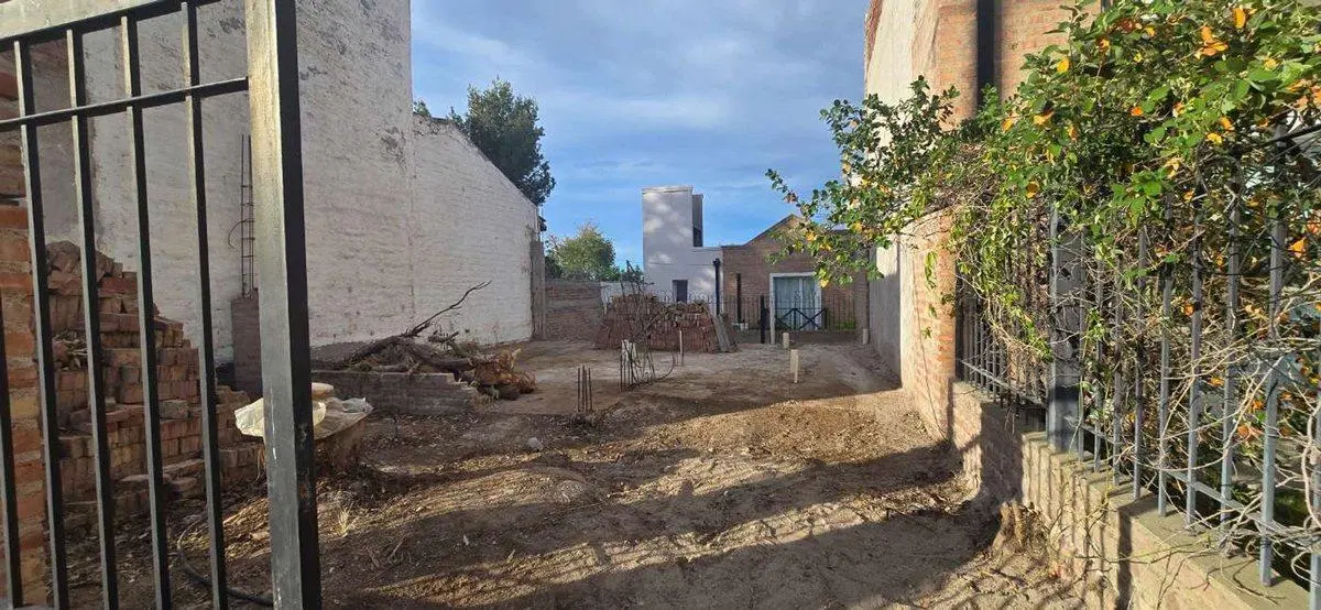 VENTA LOTE BARRIO SANTA GENOVEVA 4