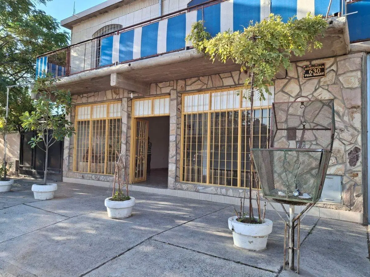 ALQUILER LOCAL COMERCIAL - GUATEMALA 630 4