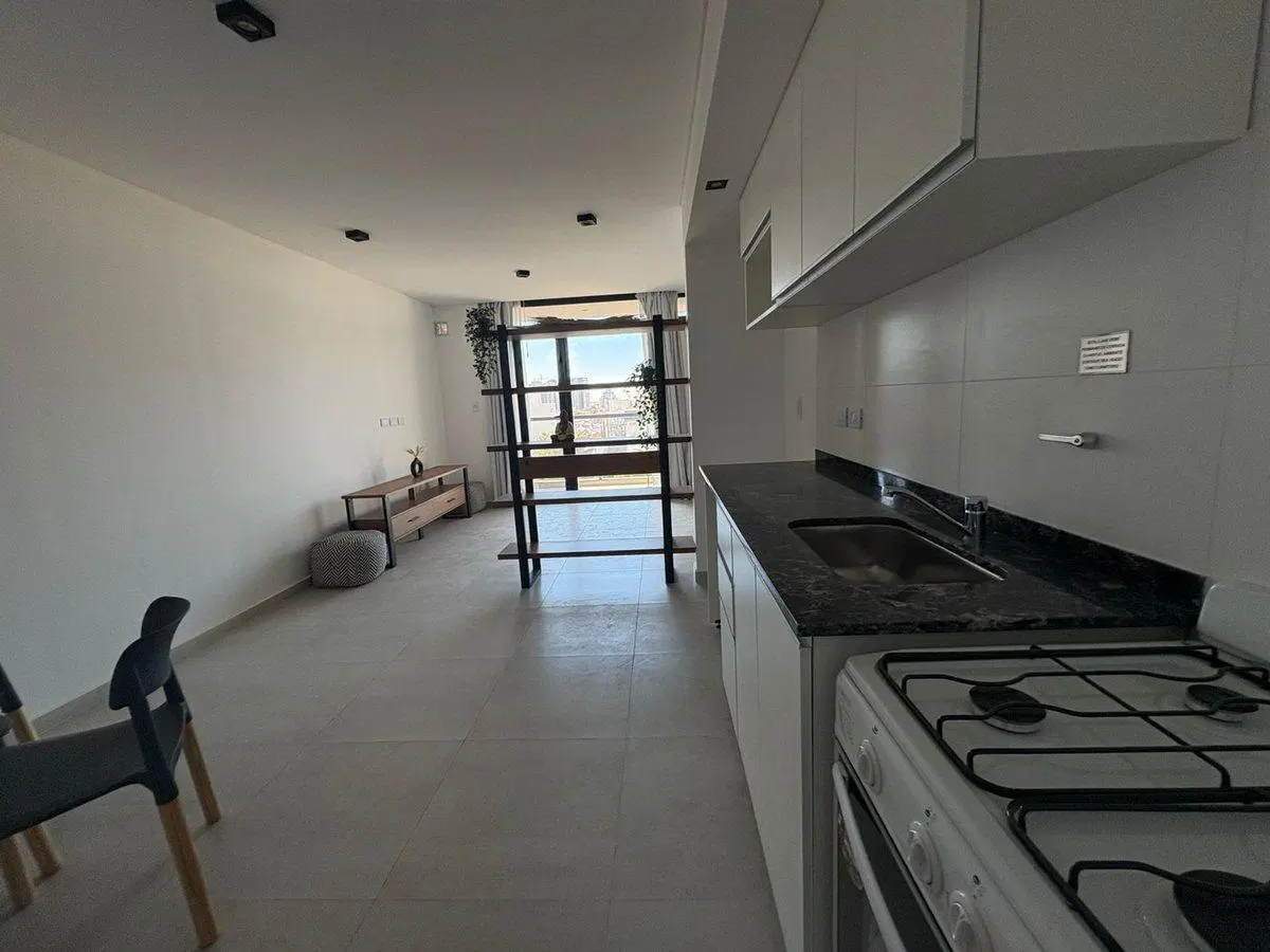 VENTA MONOAMBIENTE A ESTRENAR CON BALCON 4