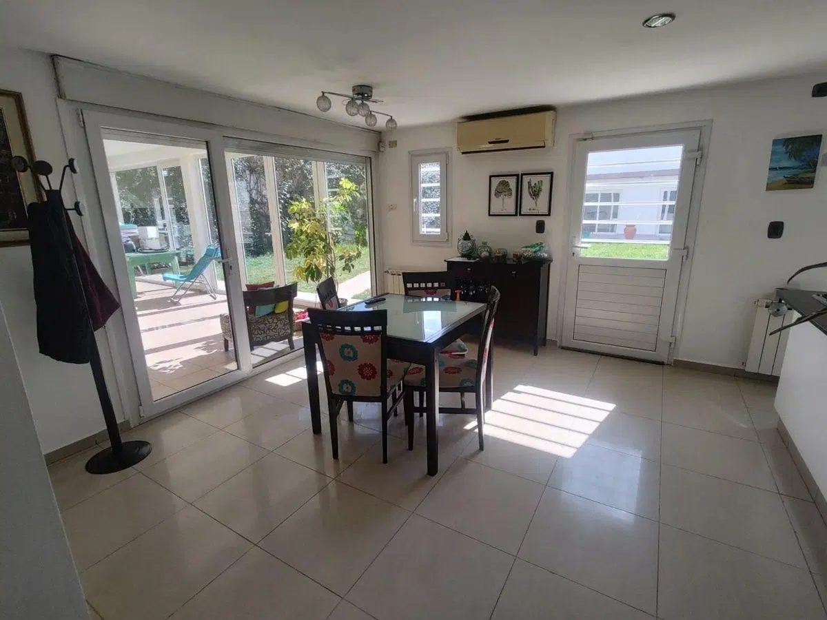 VENTA CASA 3 DORMITORIOS SANTA GENOVEVA 5