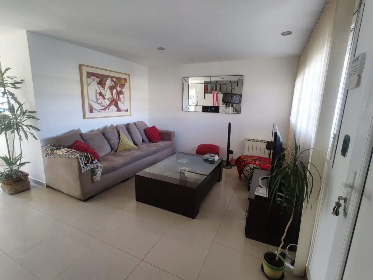 VENTA CASA 3 DORMITORIOS SANTA GENOVEVA 4
