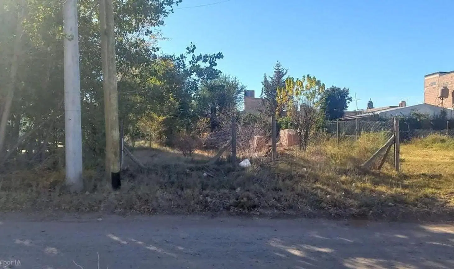 VENTA LOTE DE 358 m2 BARRIO DON LUKACS 5