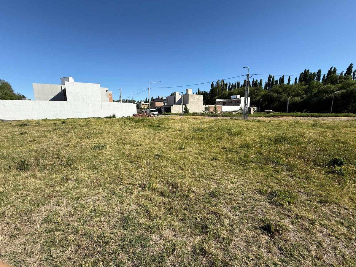 VENTA LOTE BARRIO RESIDENCIAL AYRES DEL LIMAY