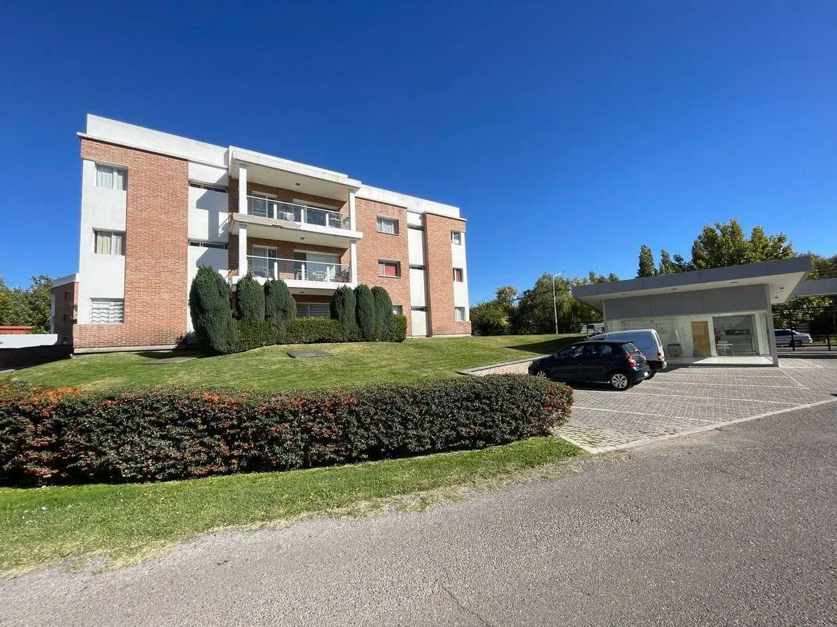 VENTA DEPARTAMENTO 3 DORMITORIOS CON COCHERA 3