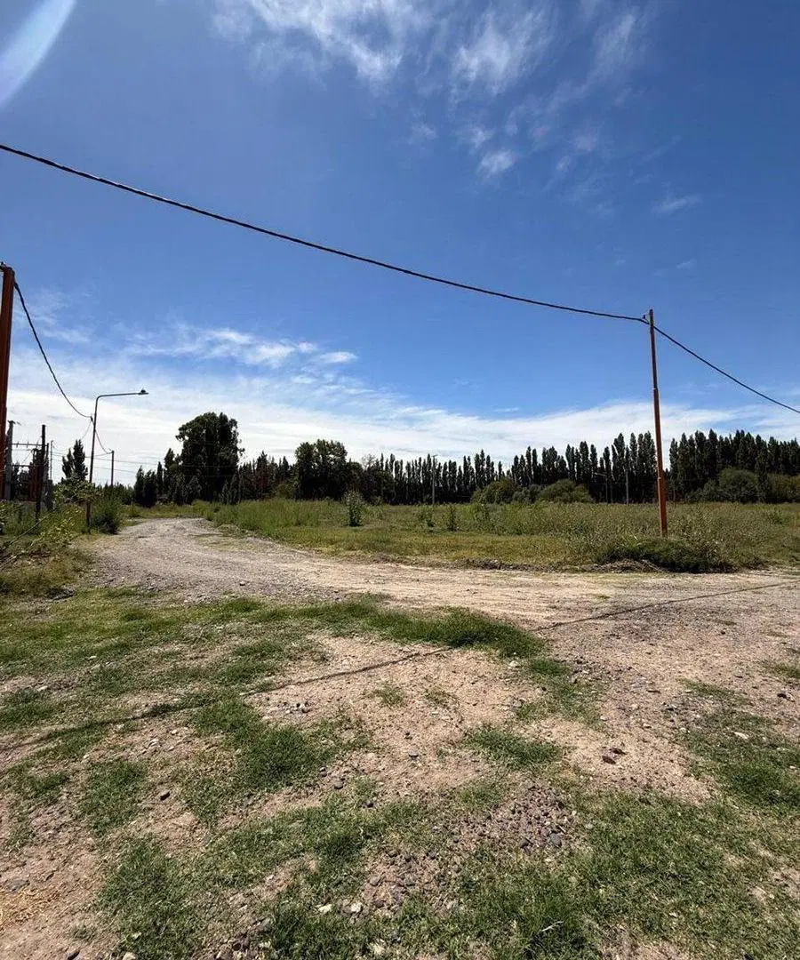 VENTA LOTES 400M2 BARRIO LA EMILCE - CENTENARIO 4