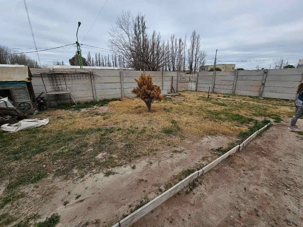 VENTA LOTE 318m2 EN ESQUINA CATRIEL RIO NEGRO 4