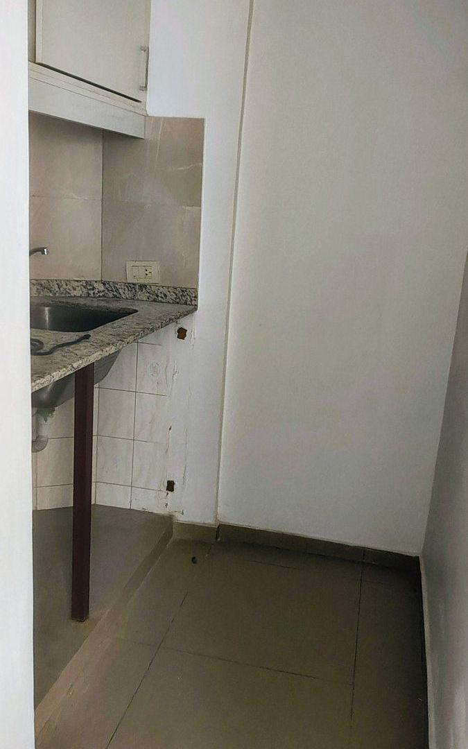 Foto de VENTA TRIPLEX 3 DORMITOROS B° SANTA GENOVEVA, imagen 5