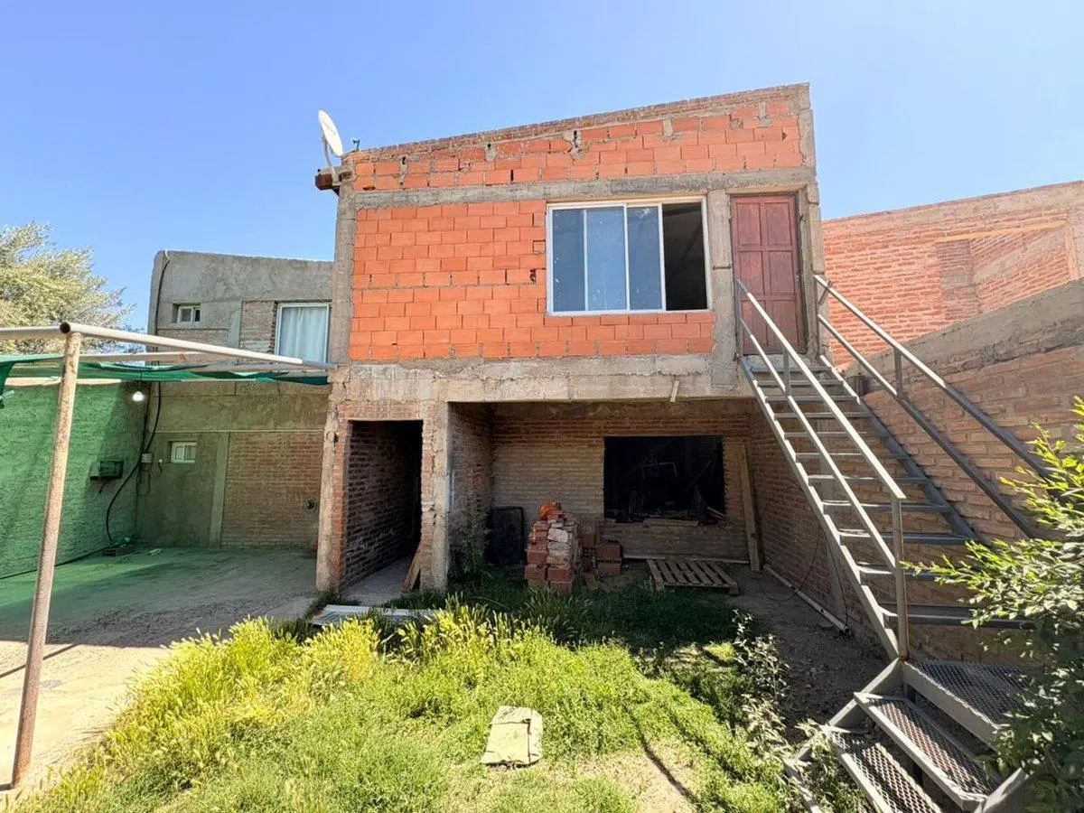 VENTA DUPLEX Y CASA A TERMINAR 4
