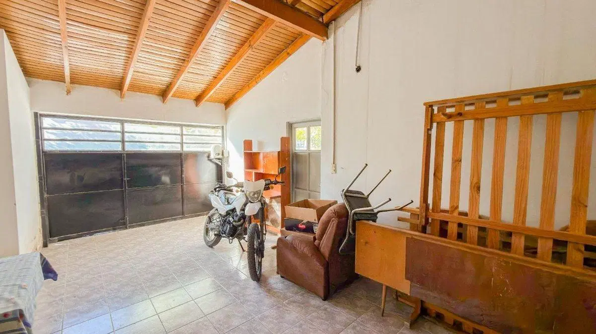 VENTA CASA PLANTA BAJA BARRIO VILLA FARREL 5