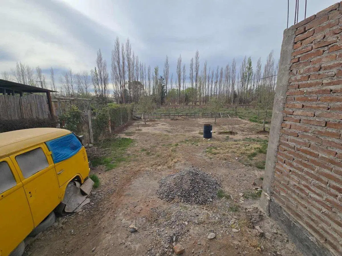 VENTA LOTE CON AVANCES DE OBRA EN LA CLEMENTINA 5