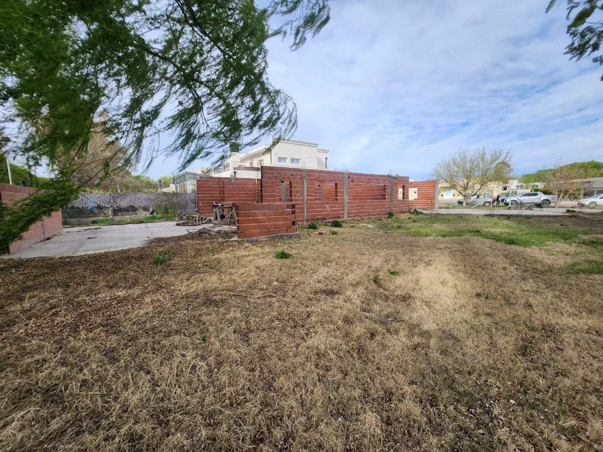 VENTA LOTE BARRIO CERRADO SANTA RITA 4