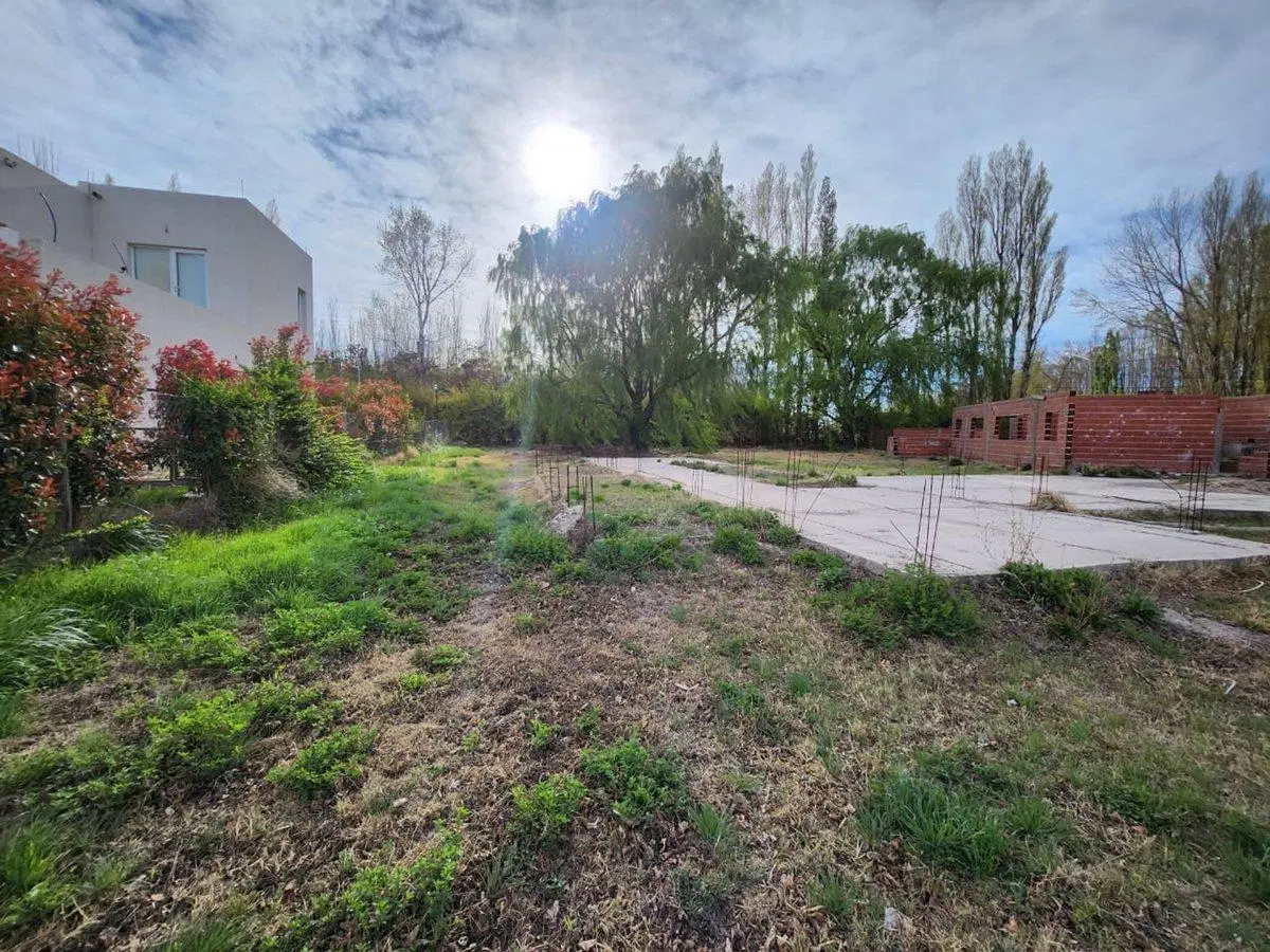 VENTA LOTE BARRIO CERRADO SANTA RITA 3