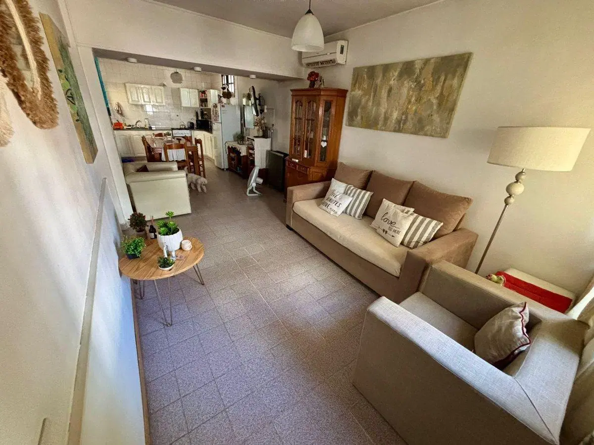 VENTA CASA 2 DORMOITORIOS CON QUINCHO Y TERRAZA 4