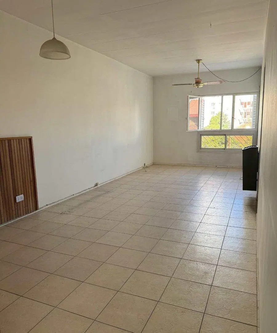 VENTA DEPARTAMENTO 3 DORMITORIOS BROWN 950 4