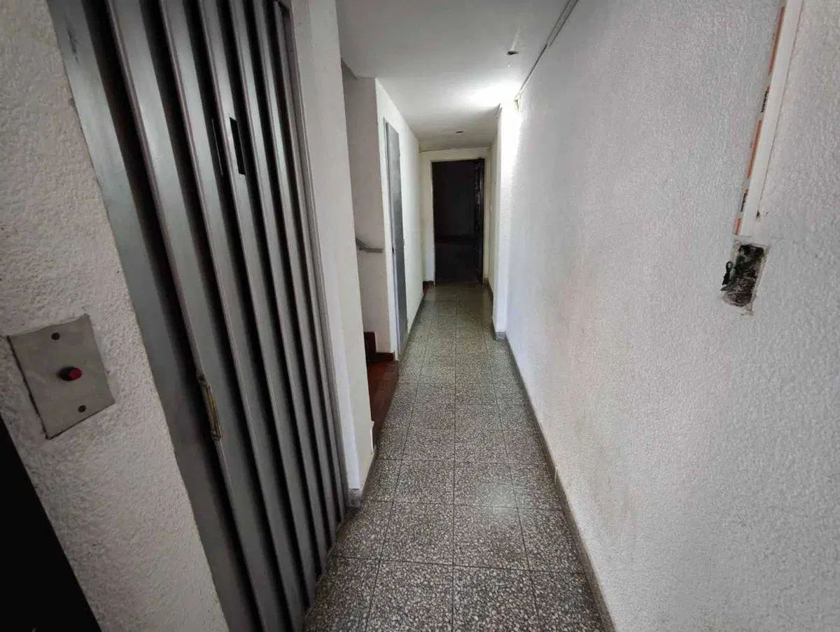 ALQUILER COMERCIAL 80m2 J. A. ROCA MICROCENTRO NQN 4