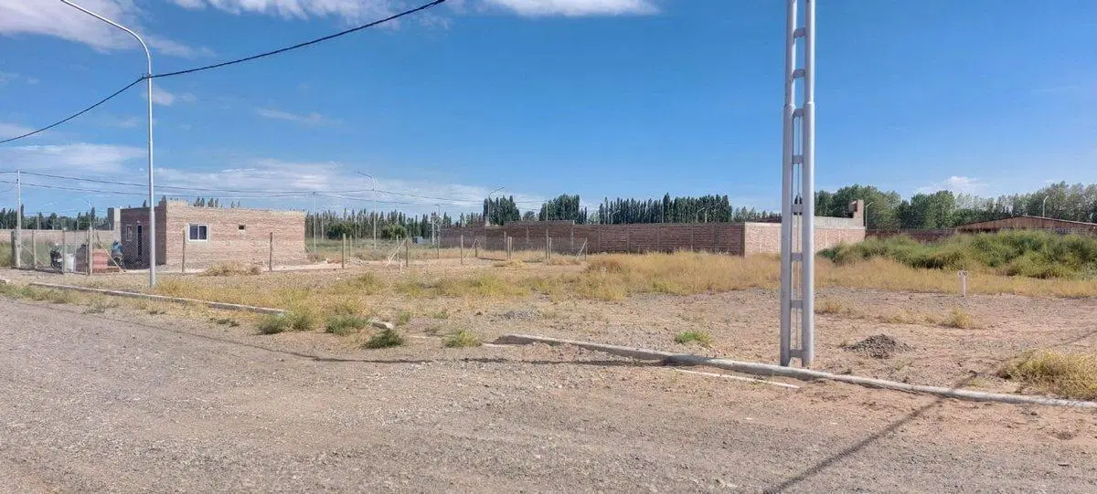 VENTA LOTE EN BARRIO PEUMAYÉN, PLOTTIER 8