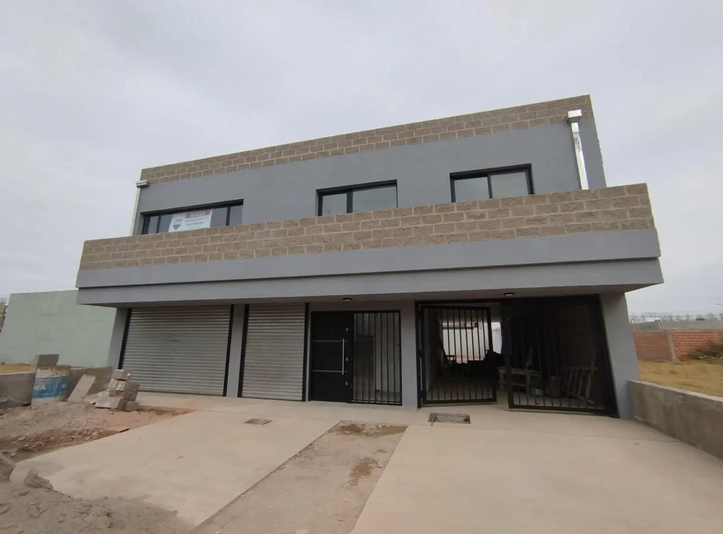 ALQUILER LOCAL COMERCIAL A ESTRENAR, CIPOLLETTI 3