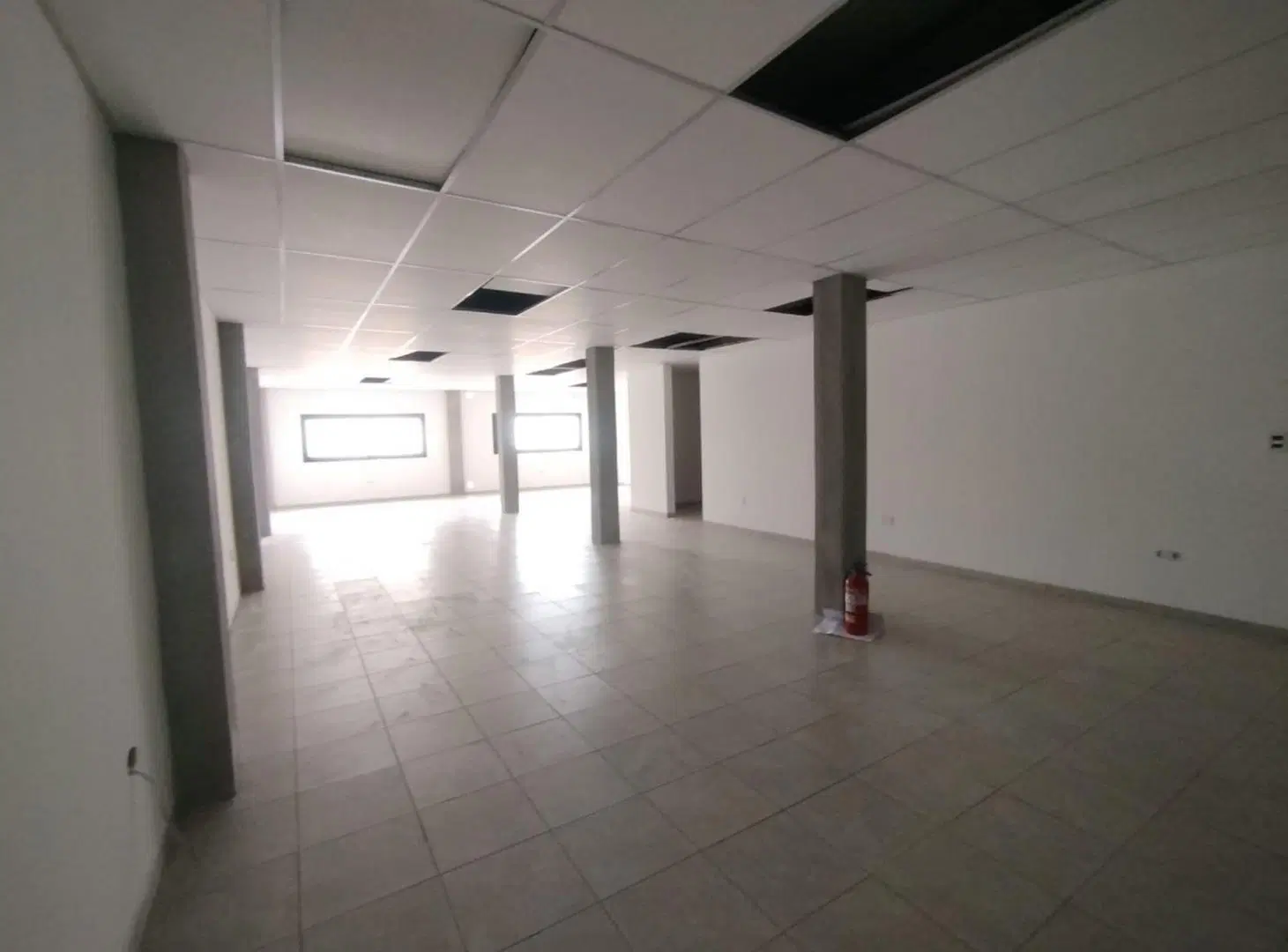 ALQUILER LOCAL COMERCIAL A ESTRENAR, CIPOLLETTI 5