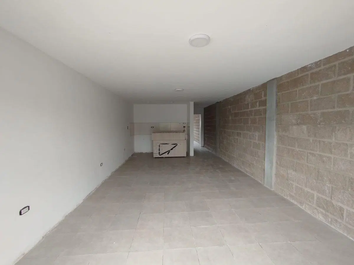 ALQUILER APTO COMERCIAL A ESTRENAR, CIPOLLETTI 4