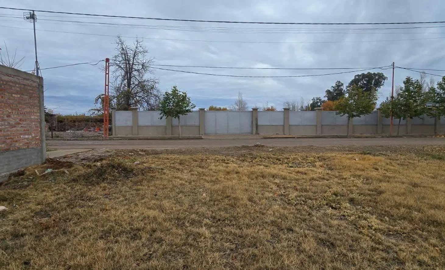 VENTA LOTE EN BARRIO LOS TORDOS, CIPOLLETTI 2