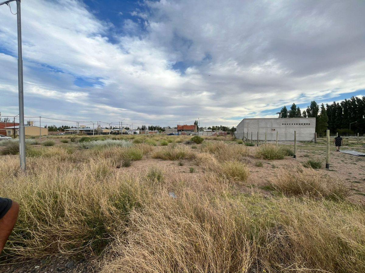 VENTA LOTE B° VIENTOS DEL SUR PLOTTIER