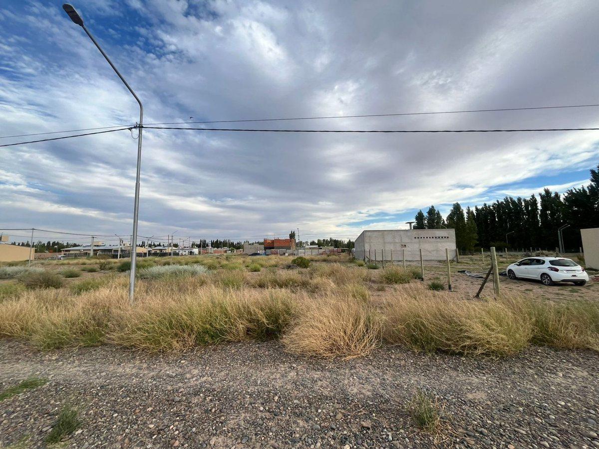 VENTA LOTE B° VIENTOS DEL SUR PLOTTIER