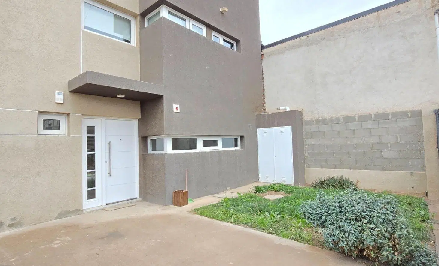 ALQUILER DUPLEX 2 HAB. B° CONFLUENCIA -NEUQUEN 2