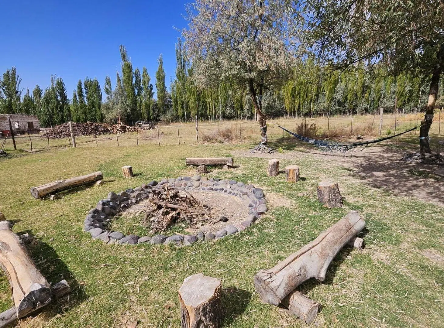 VENTA DE CHACRA CON CASA NIVEL GERENCIAL 4