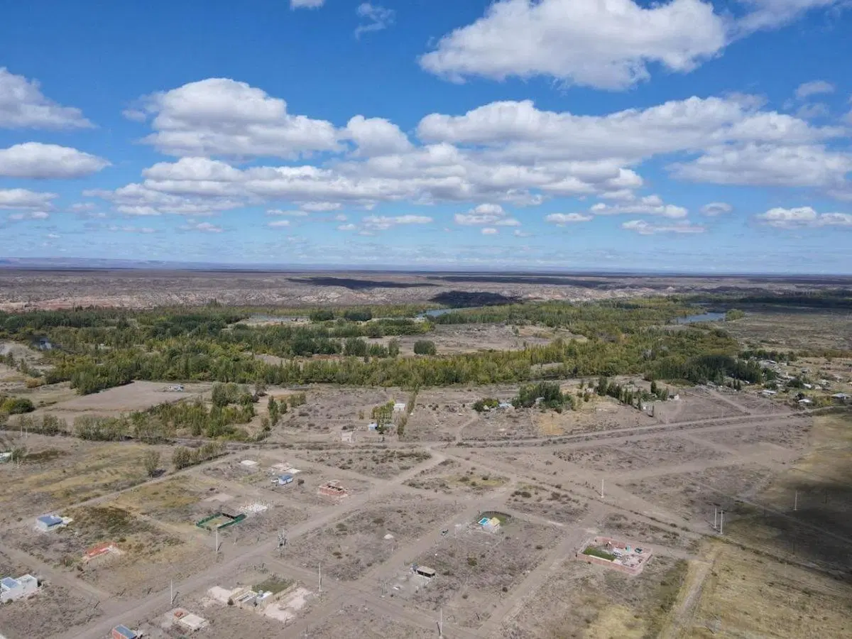 VENTA LOTE B°JARDINES DEL LIMAY CHINA MUERTA 4