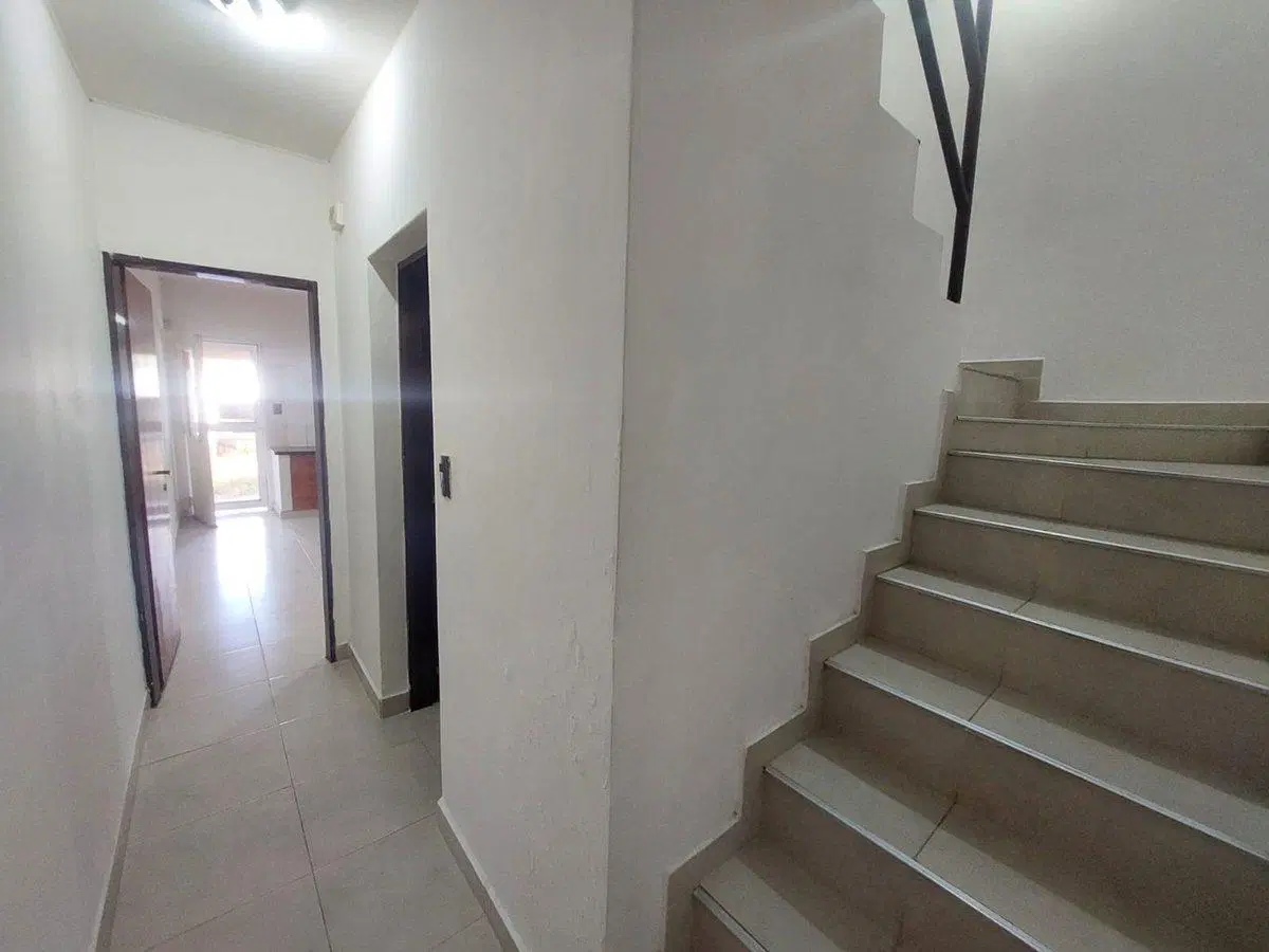 VENTA TRÍPLEX APTO CRÉDITO - B° SANTA GENOVEVA 2