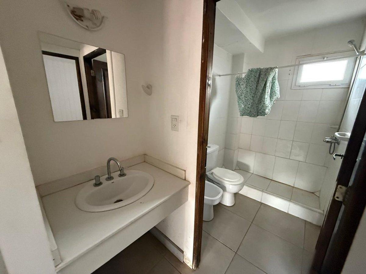 CASA CON SALON COMERCIAL, SAN PATRICIO DEL CHAÑAR
