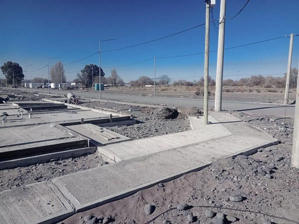CASA EN AÑELO, VENTA EN POZO 4