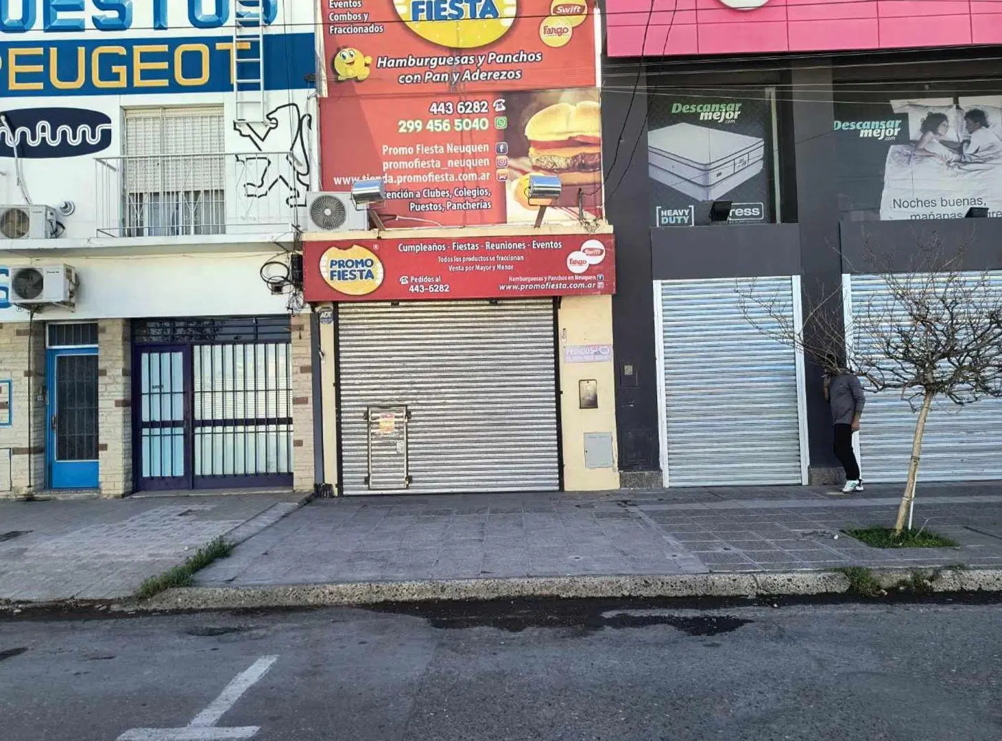LOCAL COMERCIAL SOBRE AVENIDA MOSCONI 4