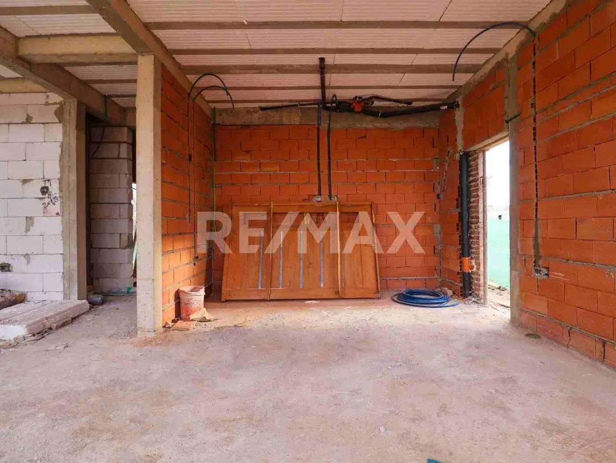 VENTAS CASA BARRIO CERRADO CANALES DE PLOTTIER 5