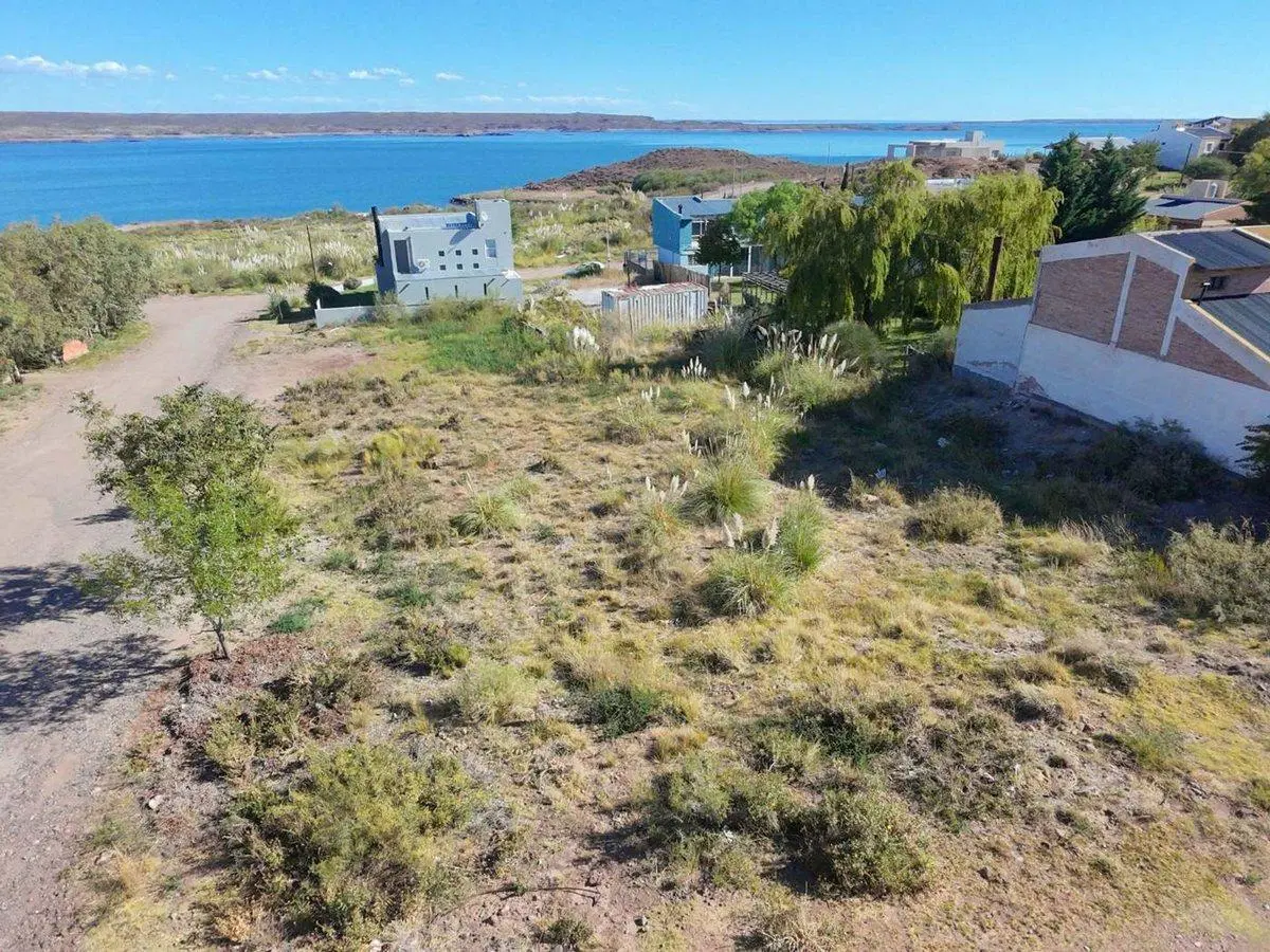 VENTA LOTE CON VISTA AL LAGO VILLA EL CHOCON 4