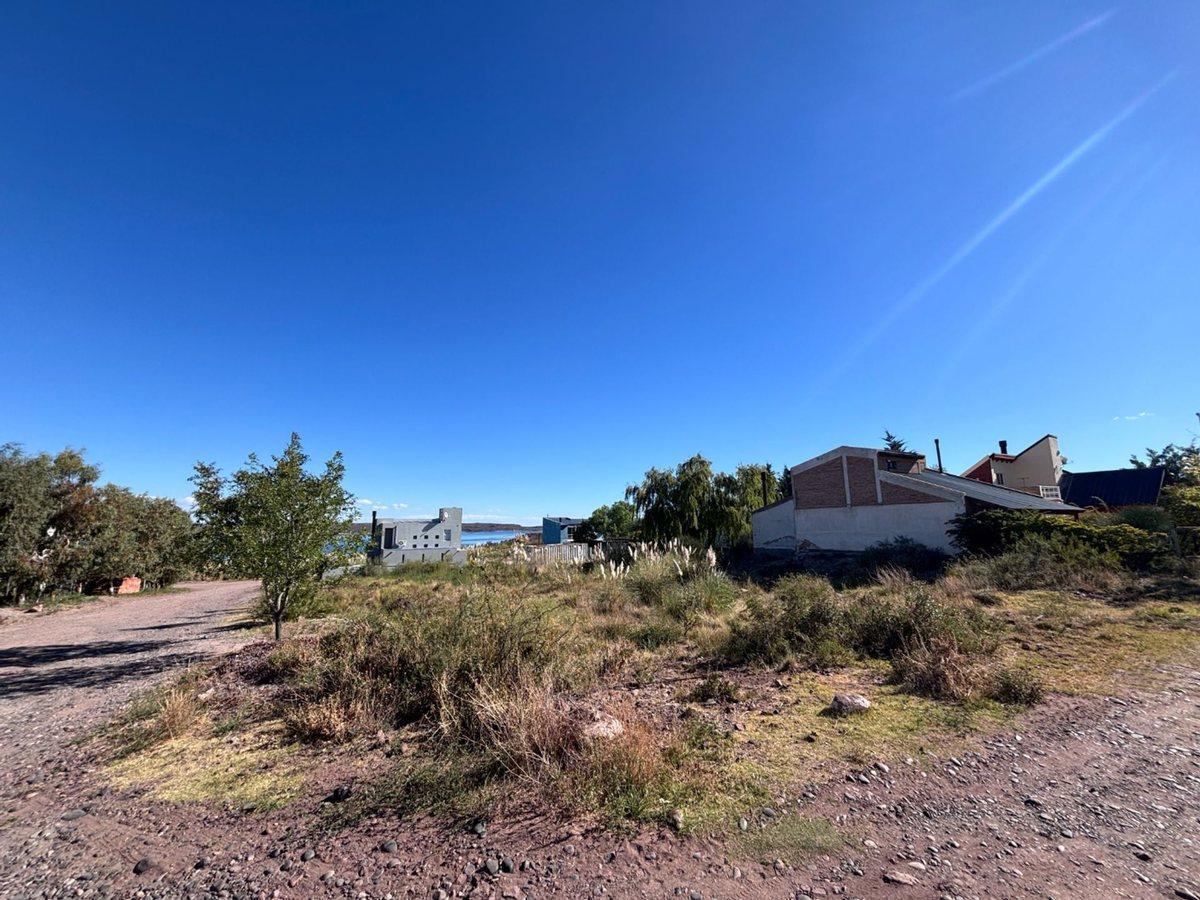 VENTA LOTE CON VISTA AL LAGO VILLA EL CHOCON