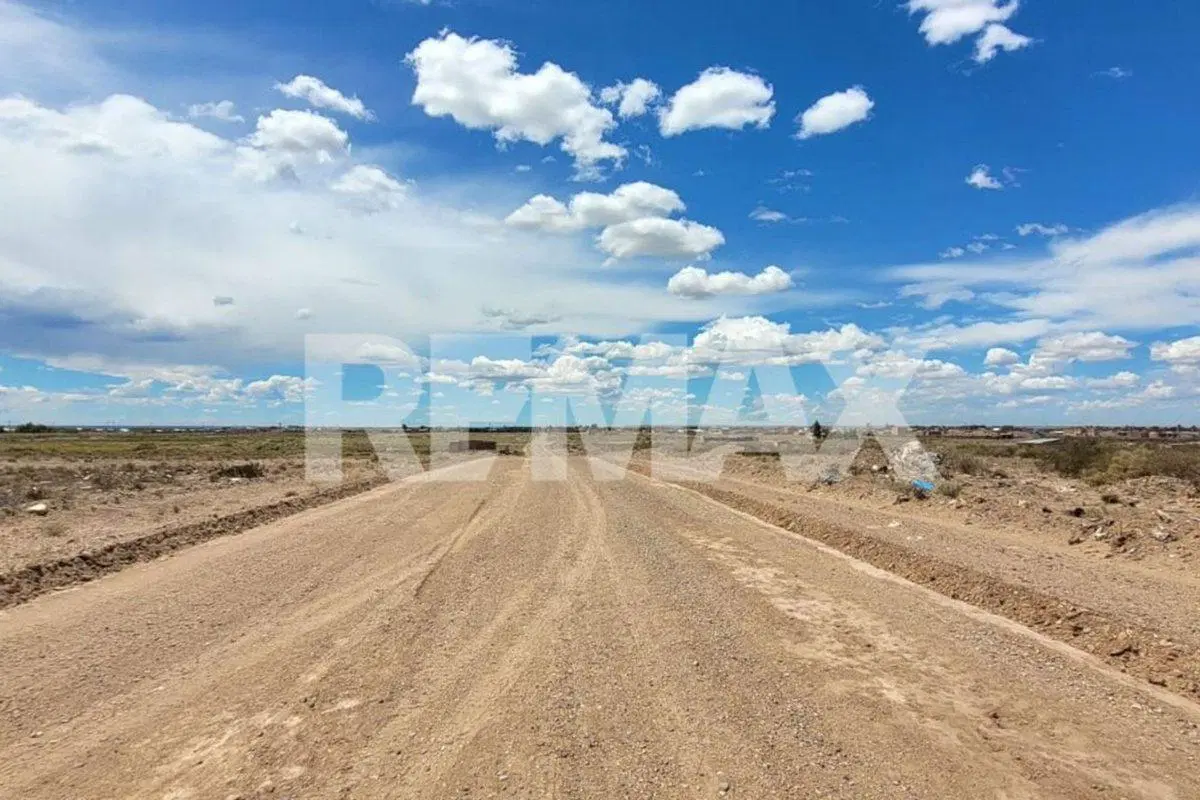 LOTE EN VENTA EN LA MESETA DE CENTENARIO 7
