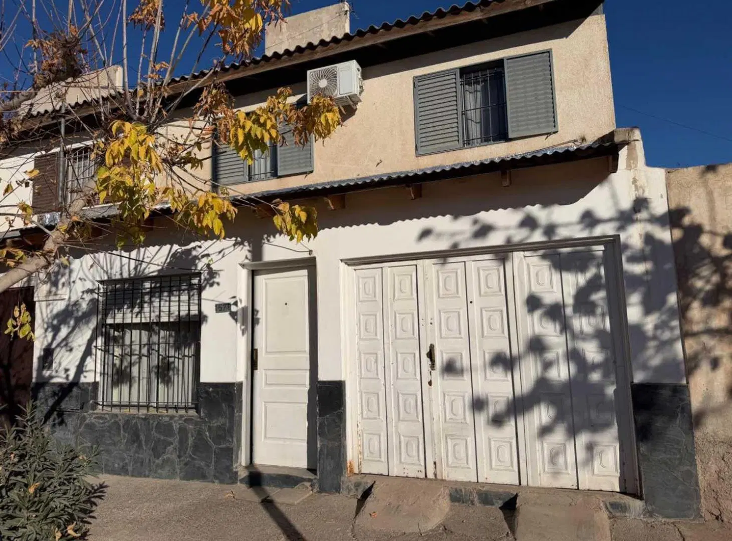 VENTA CASA CIPOLETTI 3 DORMITORIOS, B. VILLARINO 4