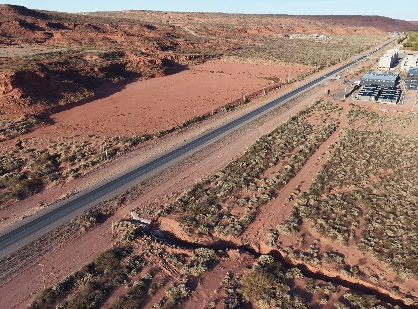VENTA MACROLOTE 1 HA CON FRENTE DE RUTA 7 AÑELO