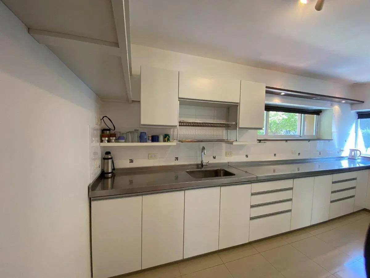 CASA 3 DORMITORIOS EN VENTA EN PLOTTIER B° PRIVADO 2