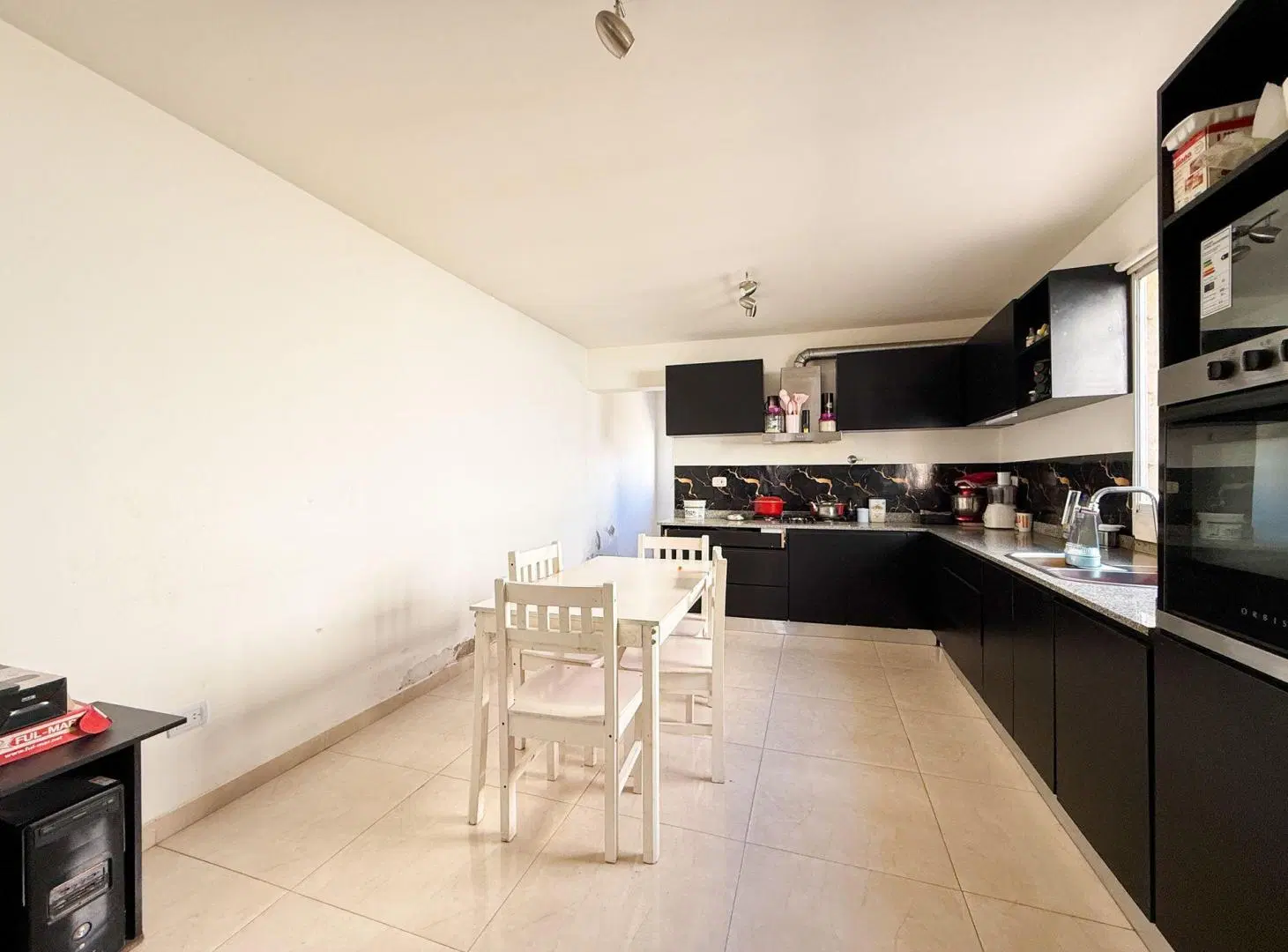 VENTA CASA 2 DORM + GALPÓN - VILLA LIDIA PLOTTIER. 8