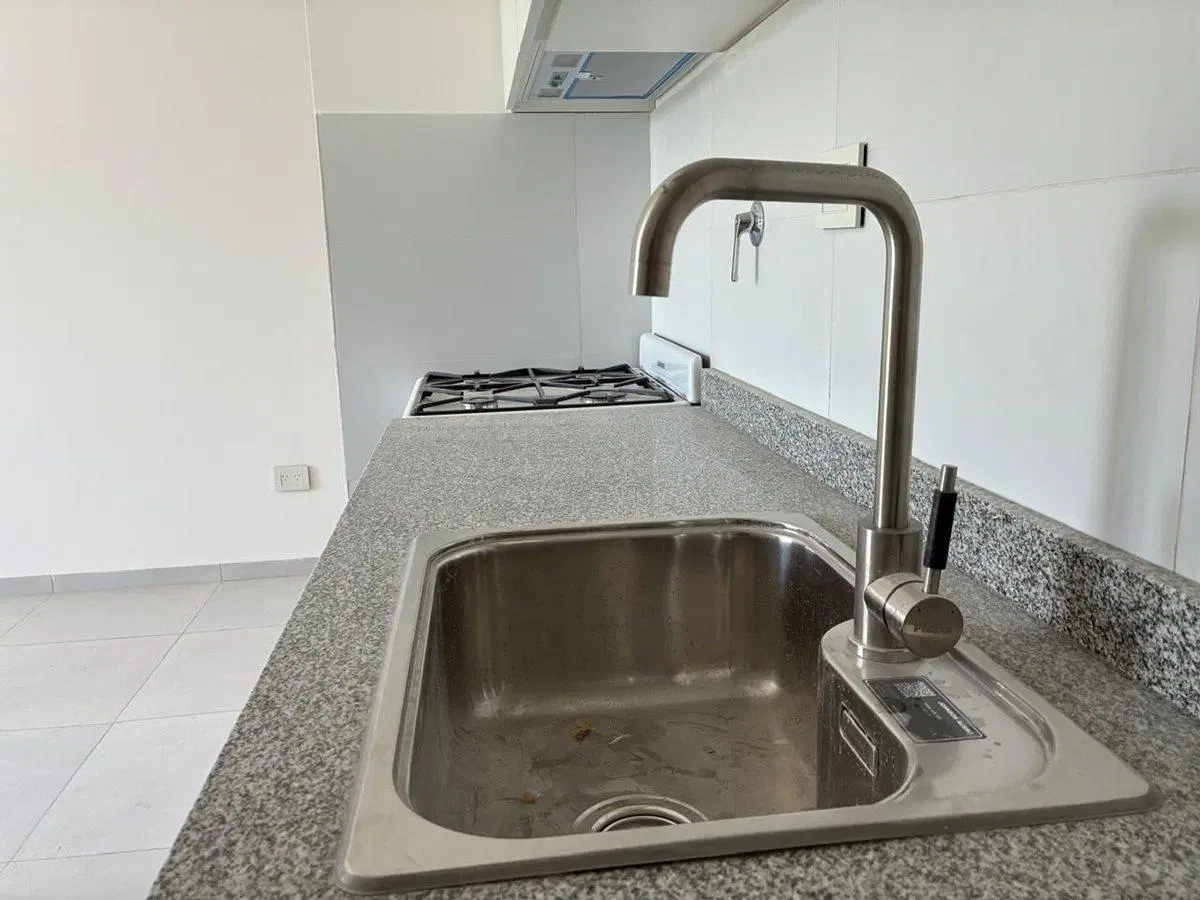 VENTA DPTO 1 DORMITORIO EDIF NOVA R7, CENTENARIO 4