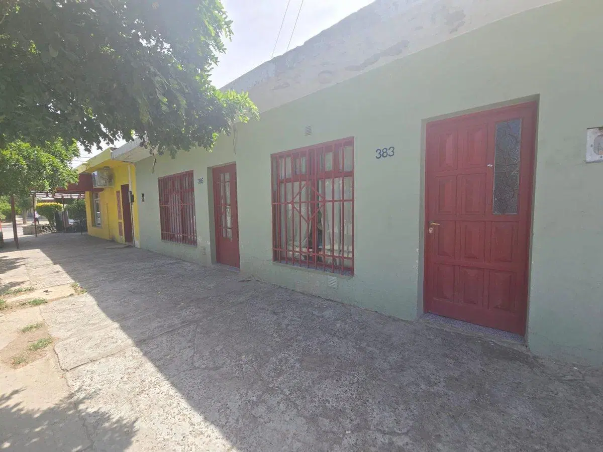 VENTA CASA + LOCAL COMERCIAL + 5 DPTOS 3
