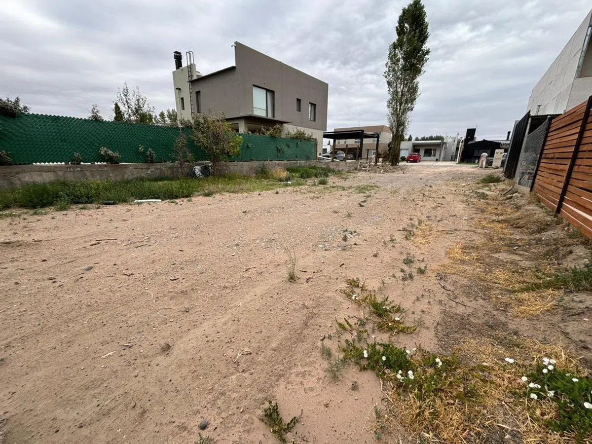VENTA LOTE EN BARRIO PRIVADO COSTA SERENA 4