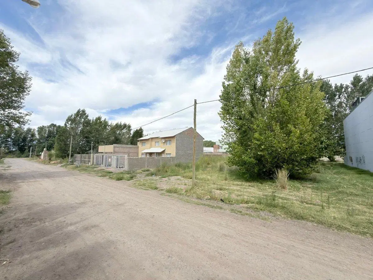 LOTE 750 M2 EN SAN PATRICIO DEL CHAÑAR 3