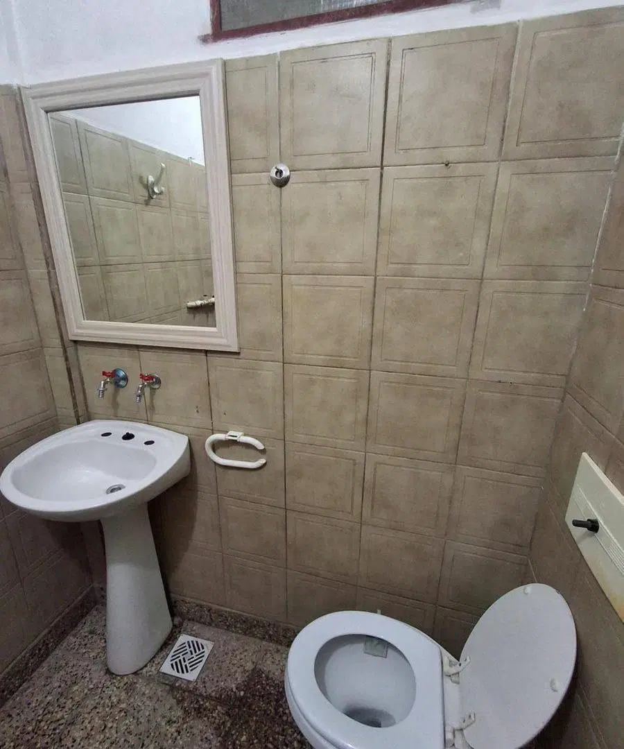 ALQUILER LOCAL COMERCIAL - GUATEMALA 630 4