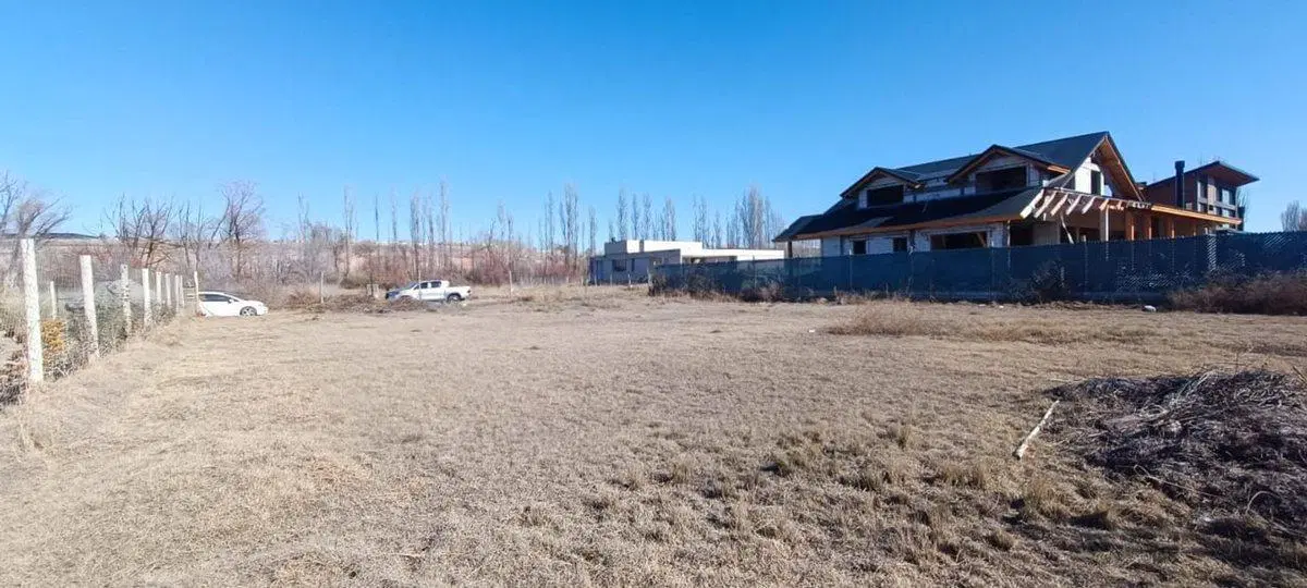 VENTA  LOTE CON GAS, B° EL VERGEL 2