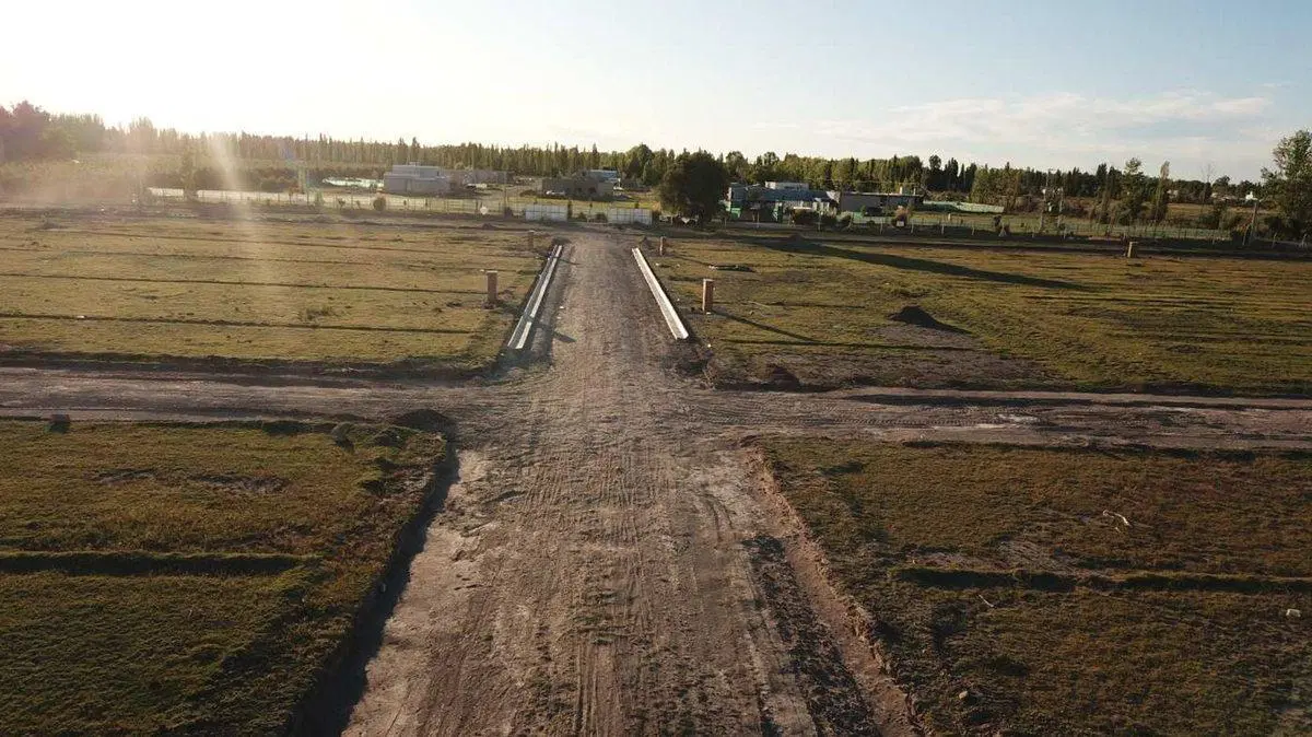 VENTA LOTE 800 M2 - BARRIO LA PAUSA - CIPOLLETTI 5