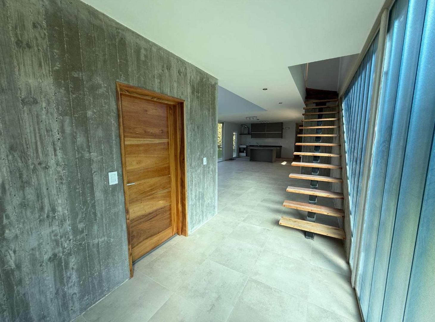 Foto de ALQUILER CASA 4 DORM BARRIO PRIVADO SAUCES, imagen 1